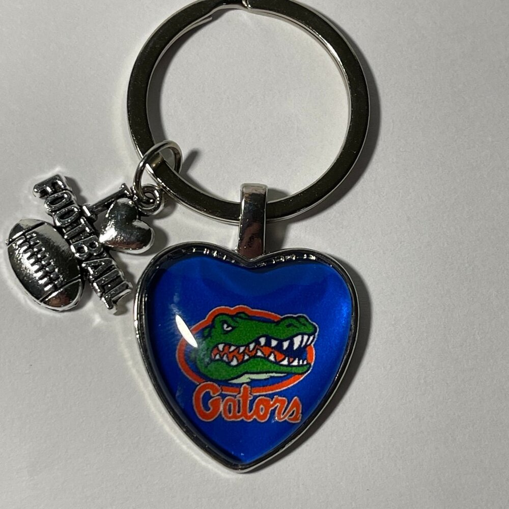 Florida Gators NCAA I Love Football Keychain NEW!!